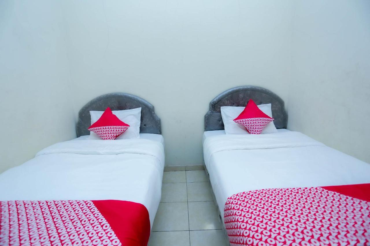 Oyo 2692 Penginapan Mba Ros Banjarbaru Ngoại thất bức ảnh
